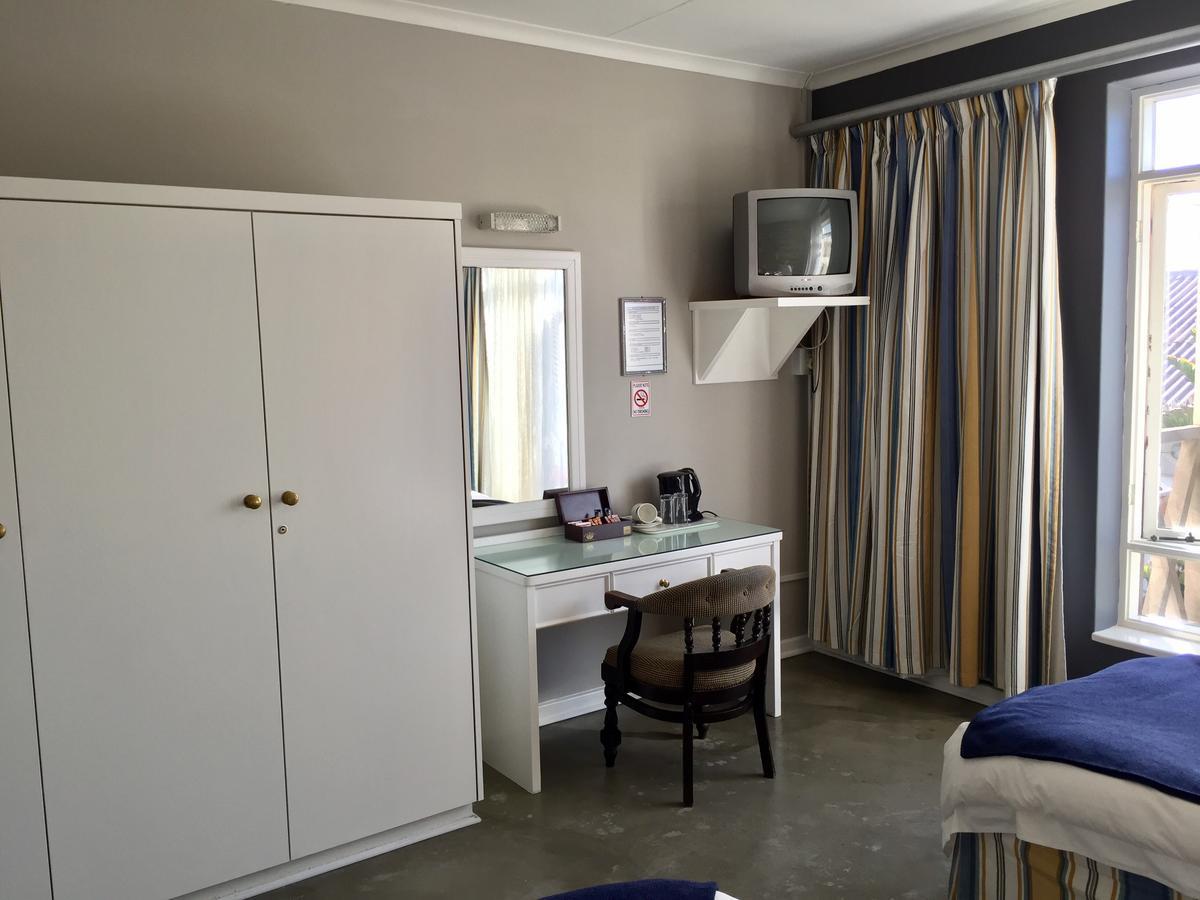 Casa Mia Hotel วัลวิสเบย์ ภายนอก รูปภาพ